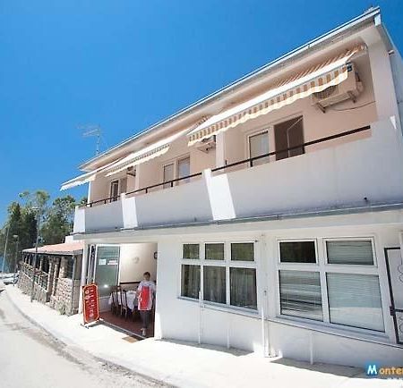Bed And Breakfast Mediteran Бар Экстерьер фото