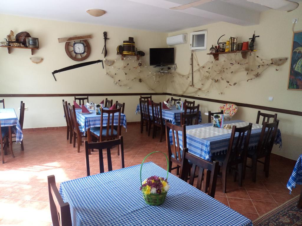 Bed And Breakfast Mediteran Бар Экстерьер фото