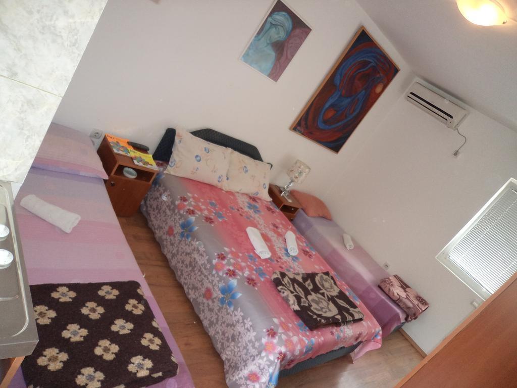 Bed And Breakfast Mediteran Бар Экстерьер фото
