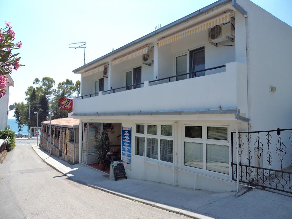 Bed And Breakfast Mediteran Бар Номер фото